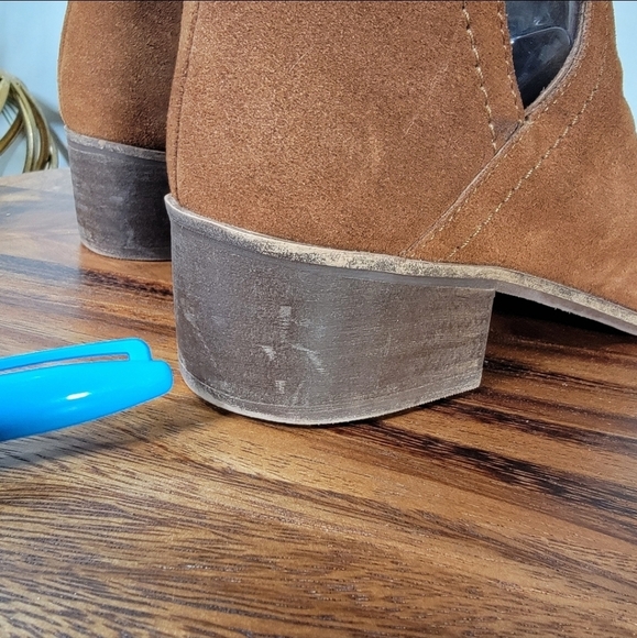 Coconuts By Matisse Pronto Brown Suede Ankle Boots Size 8.5 Slip On Notched Side - Picture 7 of 17